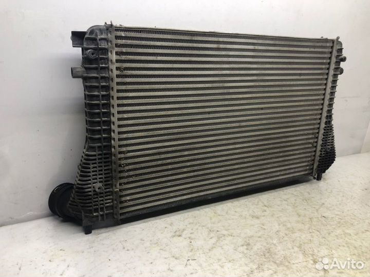 Интеркулер Volkswagen Passat Cc 2.0 2010