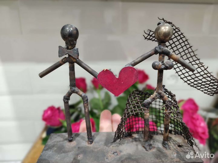 Подарочные статуэтки ручной работы