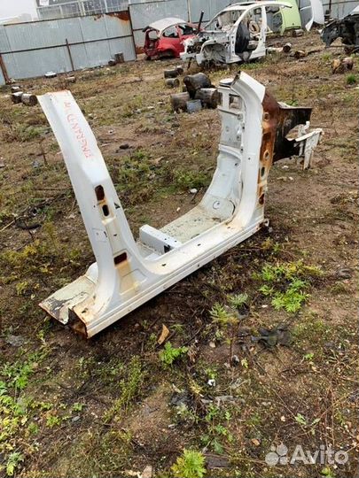 Порог правый Geely Emgrand EC7