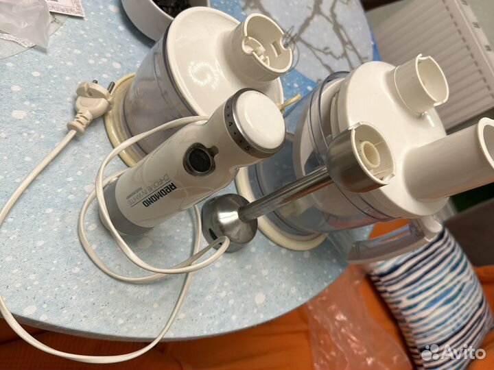 Redmond кухонный комбайн / блендер