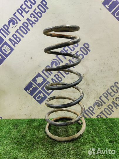 Пружина подвески задняя правая Kia Spectra седан