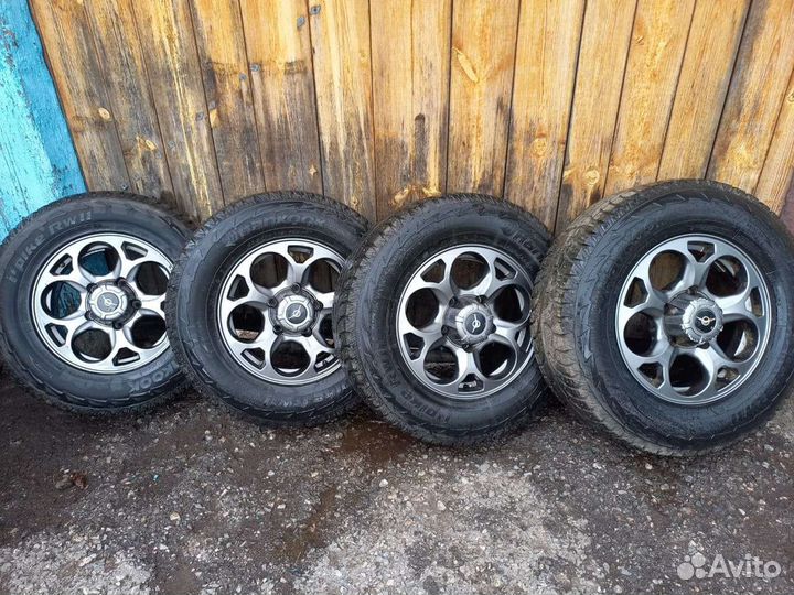 Hankook I'Pike RW11 235/70 R16 109T