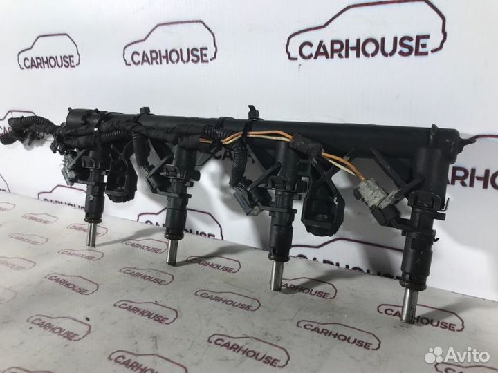 Рампа с форсунками Peugeot 308 1.6 EP6