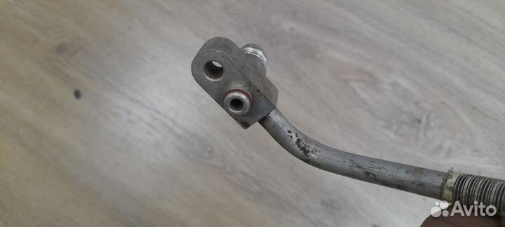 Трубка кондиционера Chrysler Voyager/Caravan 4