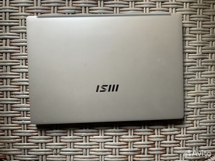 Ноутбук msi modern 14 C12M-238RU