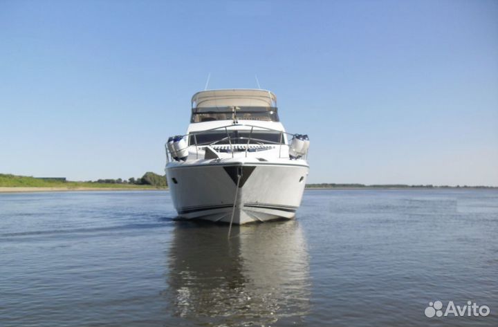 Яхта с флайбриджем Pearl 60, 2007 г