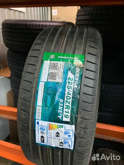 Greentrac Quest-X 225/40 R19 93Y