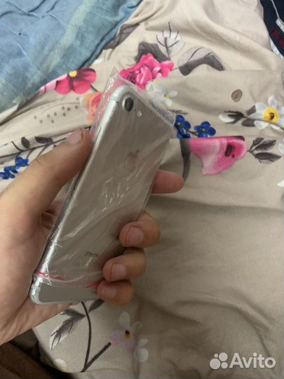 iPhone 7, 32 ГБ