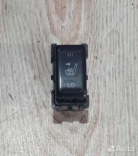 Кнопка подогрева сиденья Nissan X-trail T31 Лев