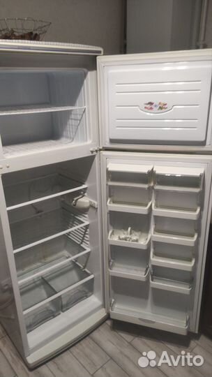 Холодильник атлант двухкамерный