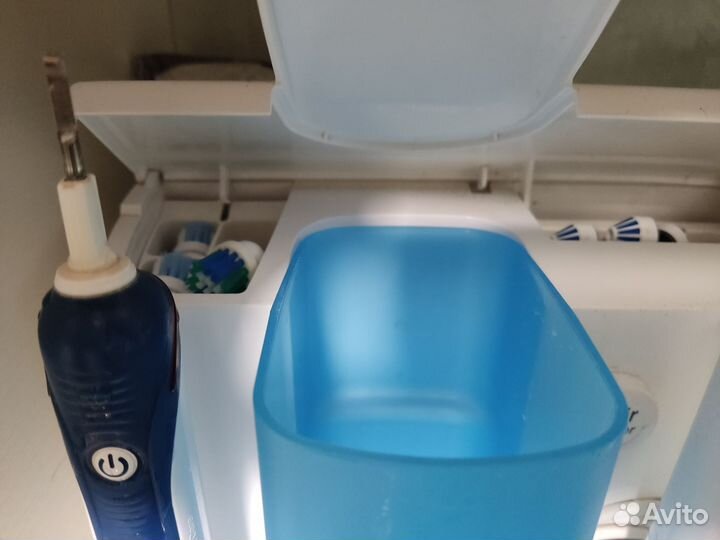 Ирригатор зубная щётка oral b