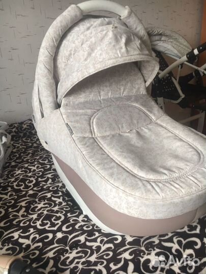 Коляска. Подробности по телефону