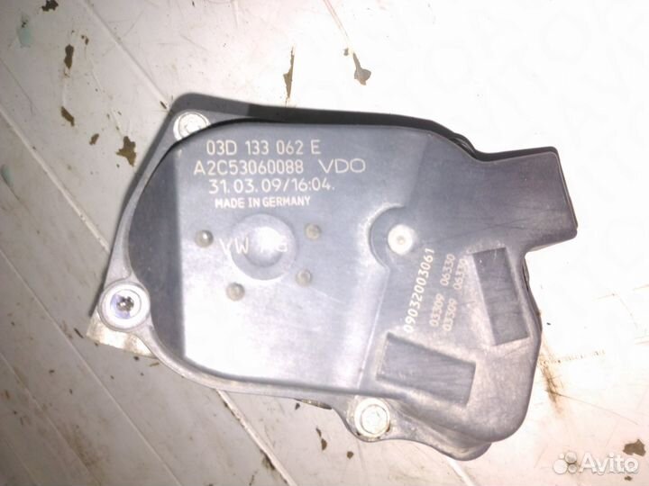 Дроссельная заслонка Skoda Fabia 1.2 2010г