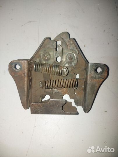 Замок капота Kia Spectra