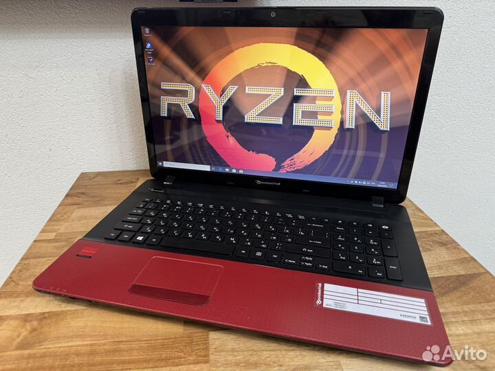 17.3 игровой A8 4 ядра 12Gb SSD+HDD две видеокарты