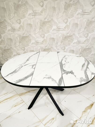 Круглый стол раздвижной