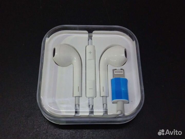 Наушники на iPhone проводные