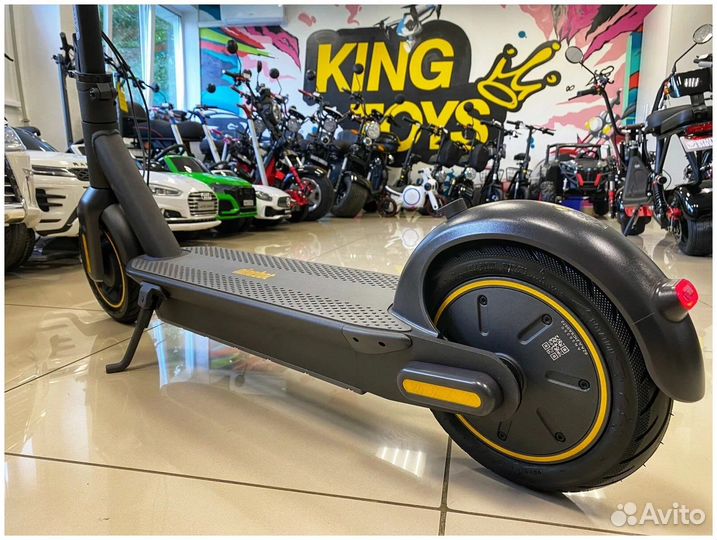 Электрический самокат Ninebot KickScooter Max G30