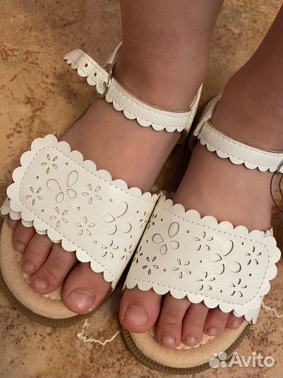 Босоножки для девочки 27