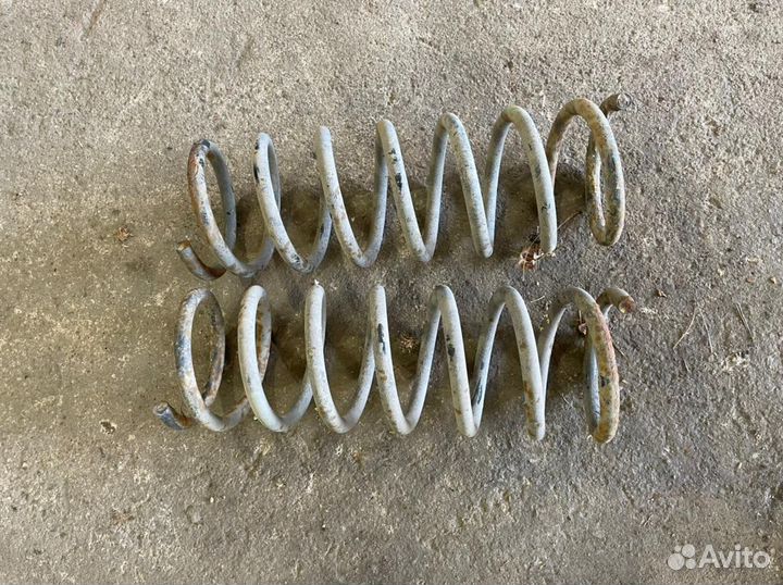 Задние пружины Ягуар X-type