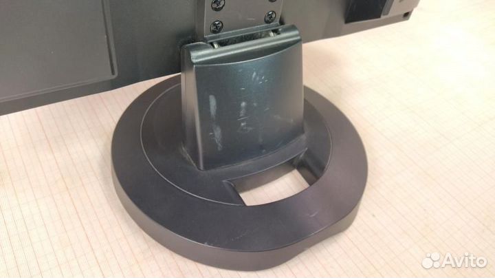 Монитор б/у 17