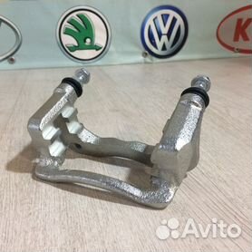 Скоба суппорта solaris. Скоба суппорта хендай элантра 3. Скоба суппорта solaris. Скоба тормозного суппорта передняя хендай элантра 2005. Скоба тормозного суппорта мерседес w203 a0034205920 300х28.