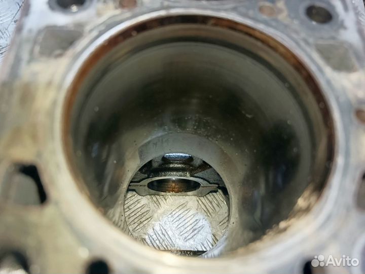 Блок двс Hyundai G4EE 1.4 голый б/у (арт. 2110122Y00)