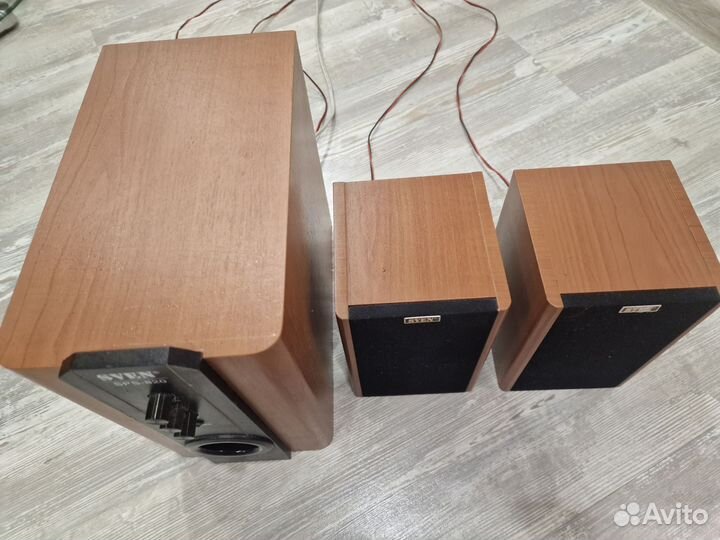 Акустические колонки