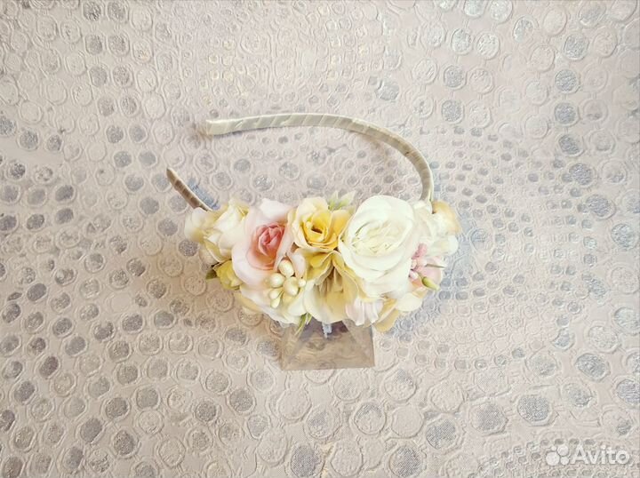 Ободок с розами фуксия, венок на голову яркий