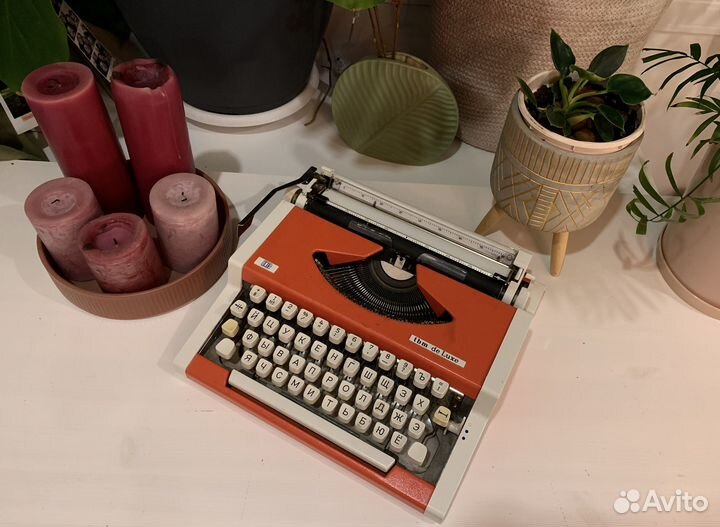 Пишущая печатная машинка unis tbm deluxe