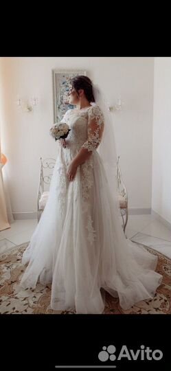 Свадебное платье