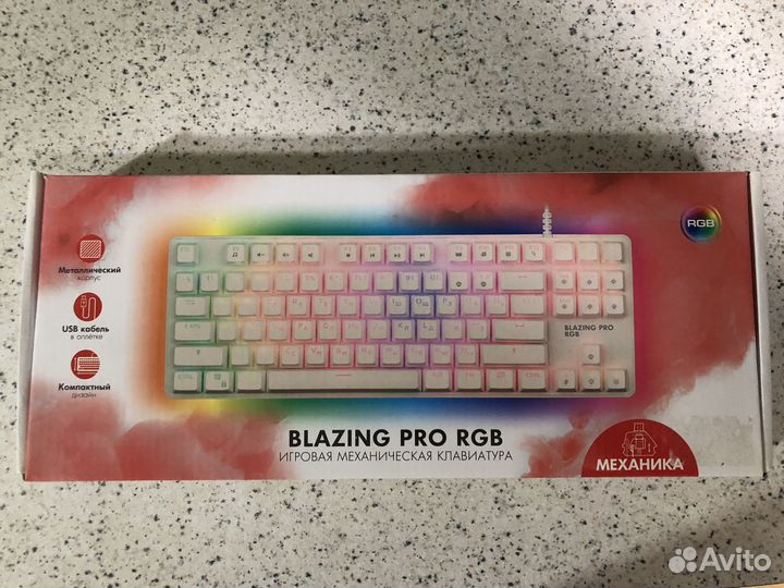 Игровая механическая клавиатура белая