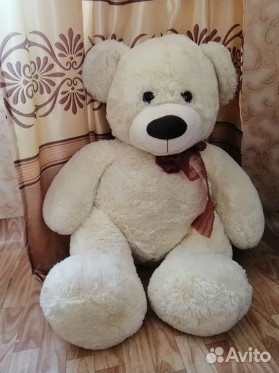 Большие плюшевые медведи