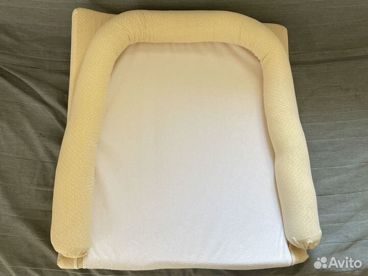 Матрасик для пеленального столика 62 на 60