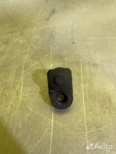 Выключатель концевой Nissan Patrol Y62 Y62 5.6