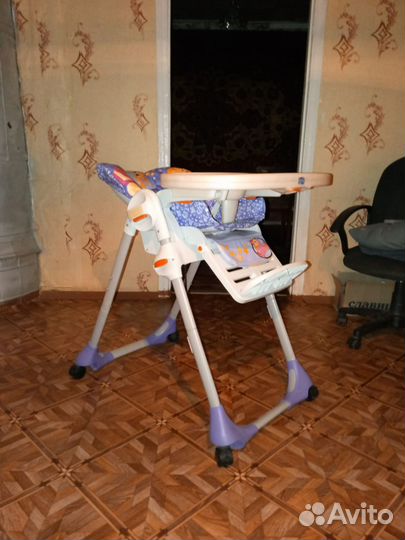 Стул для кормления