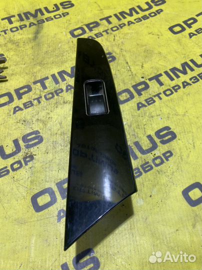 Кнопка стеклоподъемника Mazda 3 BK