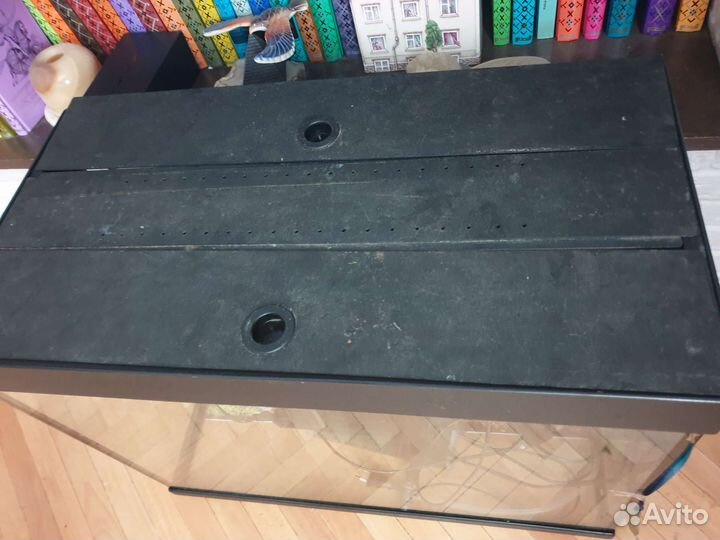 Аквариум с фильтром и светом