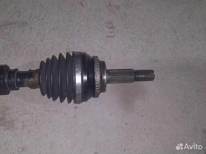 Привод левый Toyota Camry 50-55. 2,5 2ar