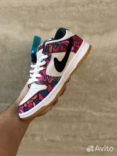 Кроссовки Nike SB Dunk Low Parra Abstract