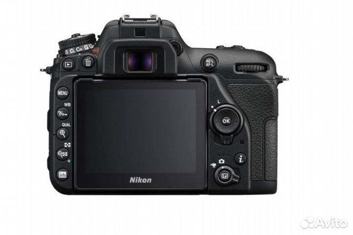 Nikon D7500 Kit 18-140 mm f/3.5-5.6G ED VR DX AF-S
