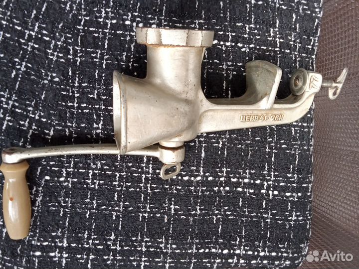 Мясорубка ручная