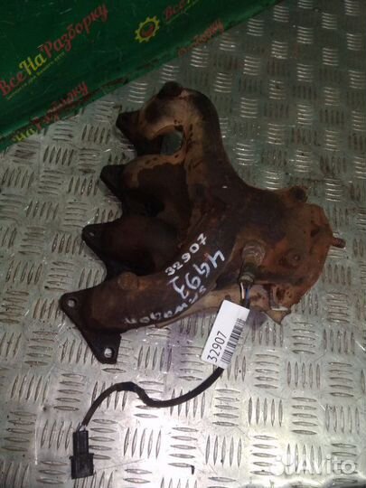 Выпускной коллектор Mitsubishi Chariot универсал