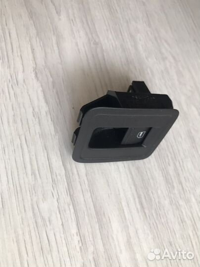 Кнопка стеклоподъемника volkswagen