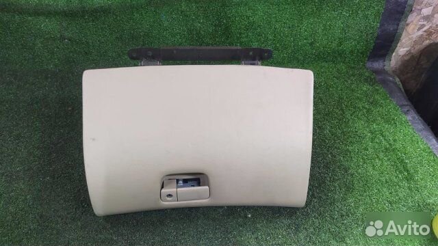 Бардачок в панель Mitsubishi Diamante F34A-5601940