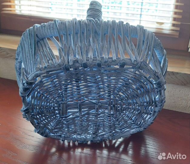 Корзинка декоративная голубая