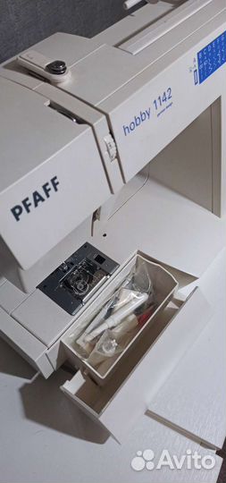 Швейная машина Pfaff Hobby 1142