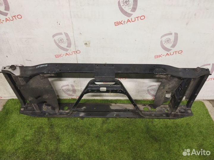 Телевизор передний Cadillac Escalade GMT900