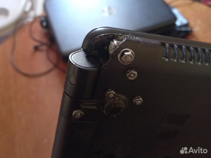 Acer aspire E1-570g