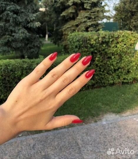 Маникюр с покрытием гель-лаком